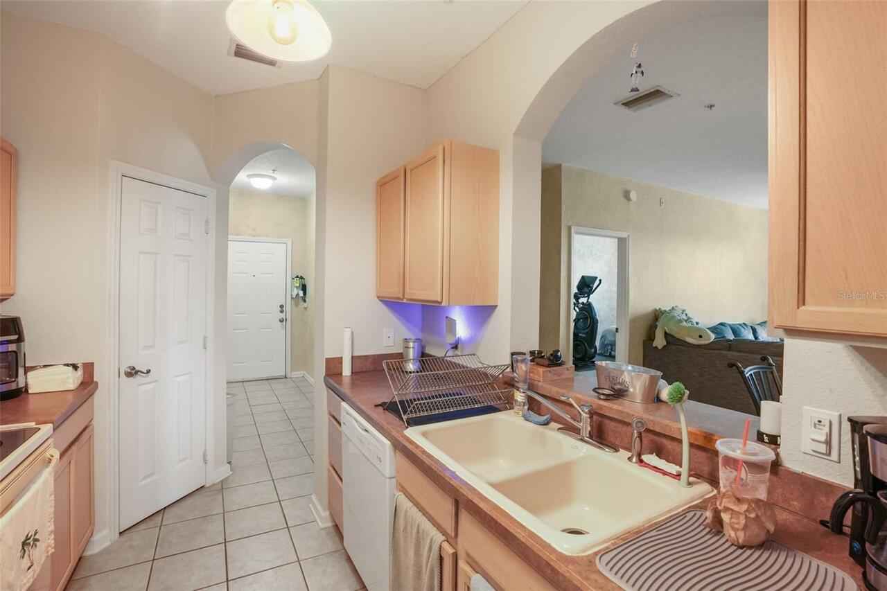 Listing Photo 9