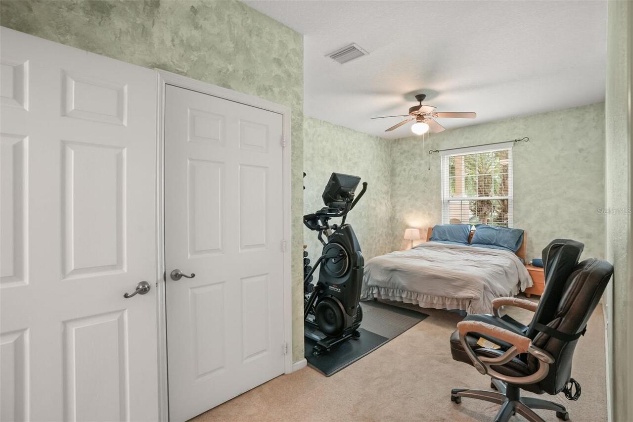 Listing Photo 11