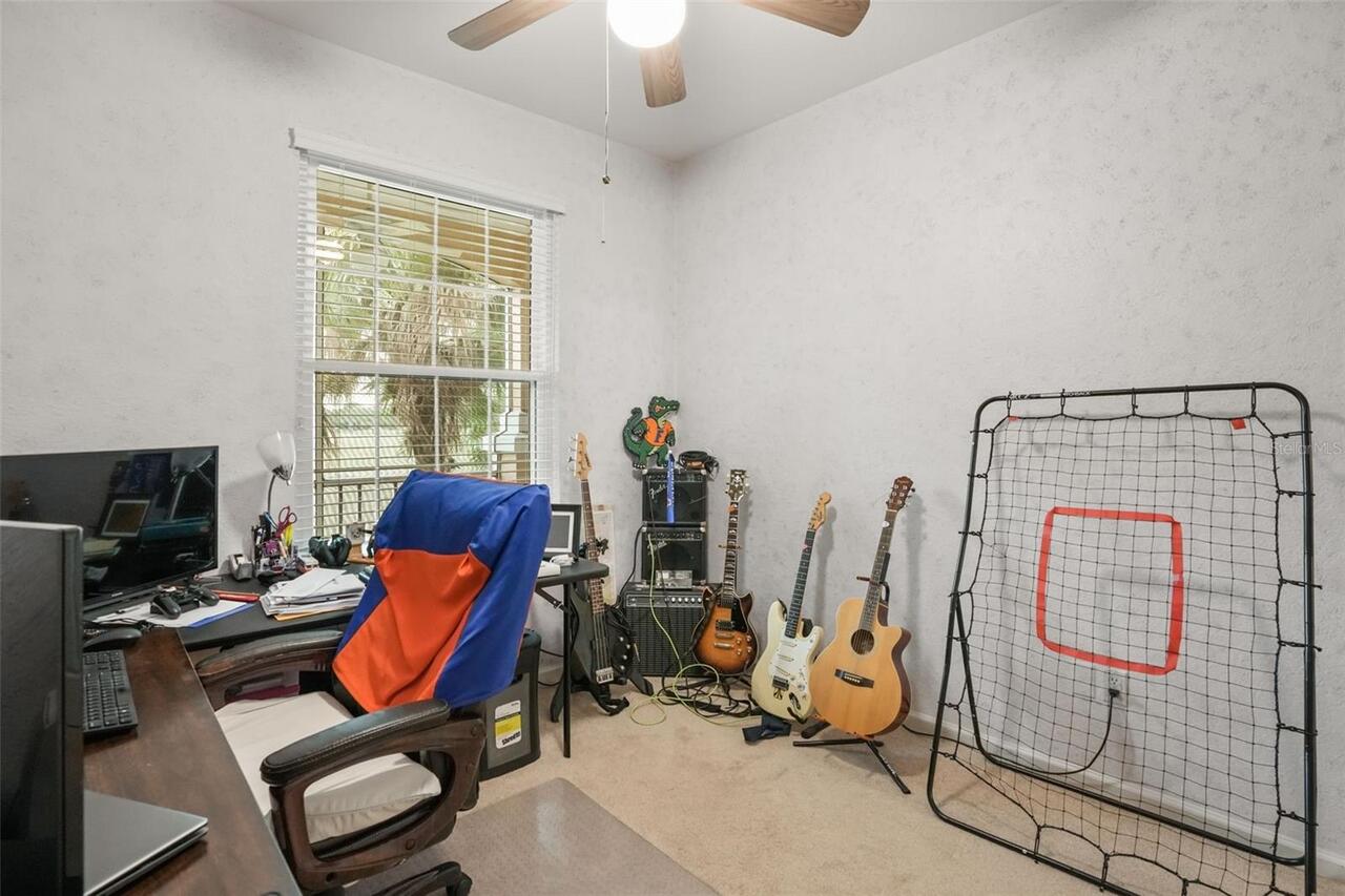 Listing Photo 16