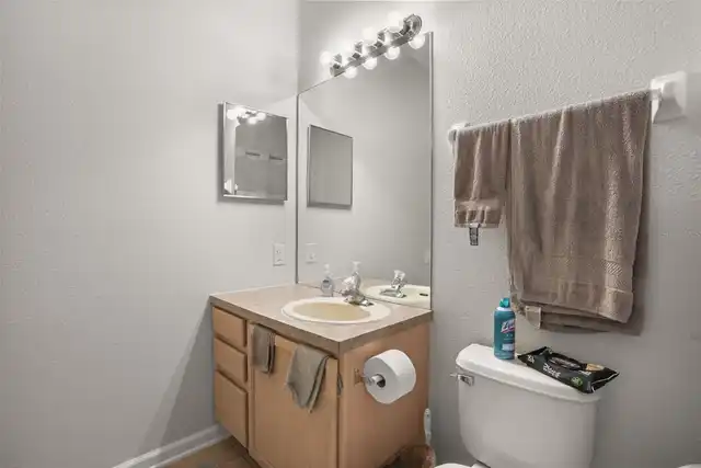 Listing Photo 14