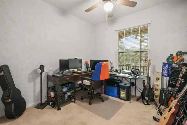 Listing Photo 15