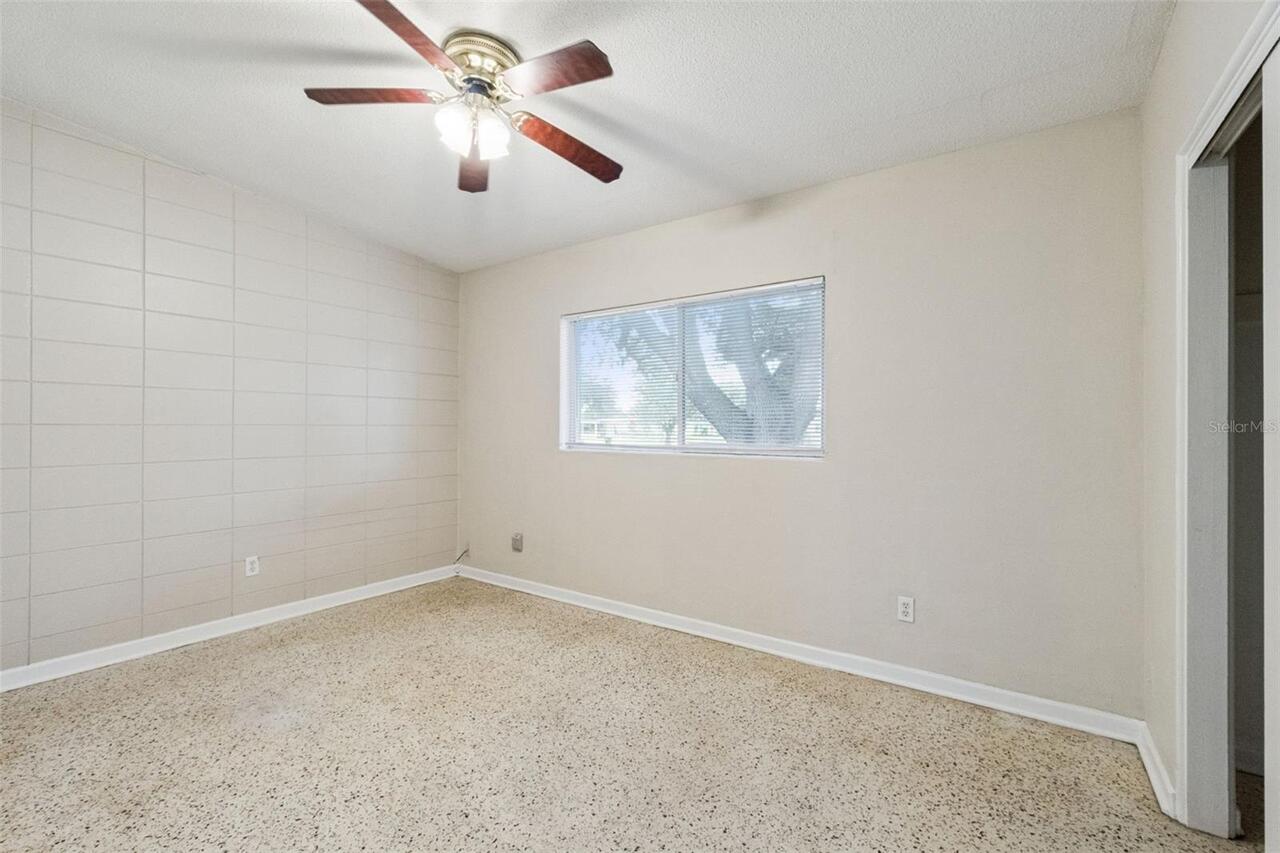 Listing Photo 7