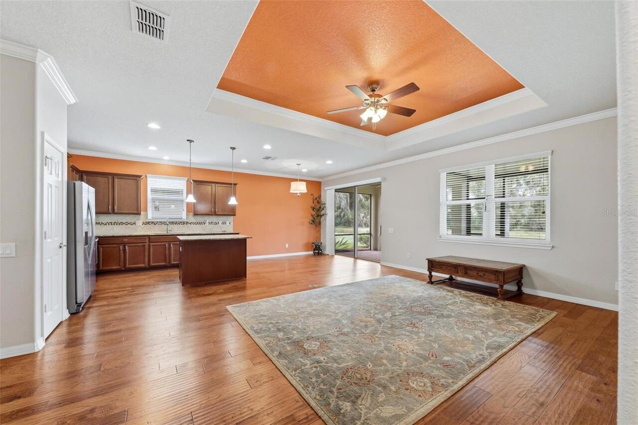 Listing Photo 14