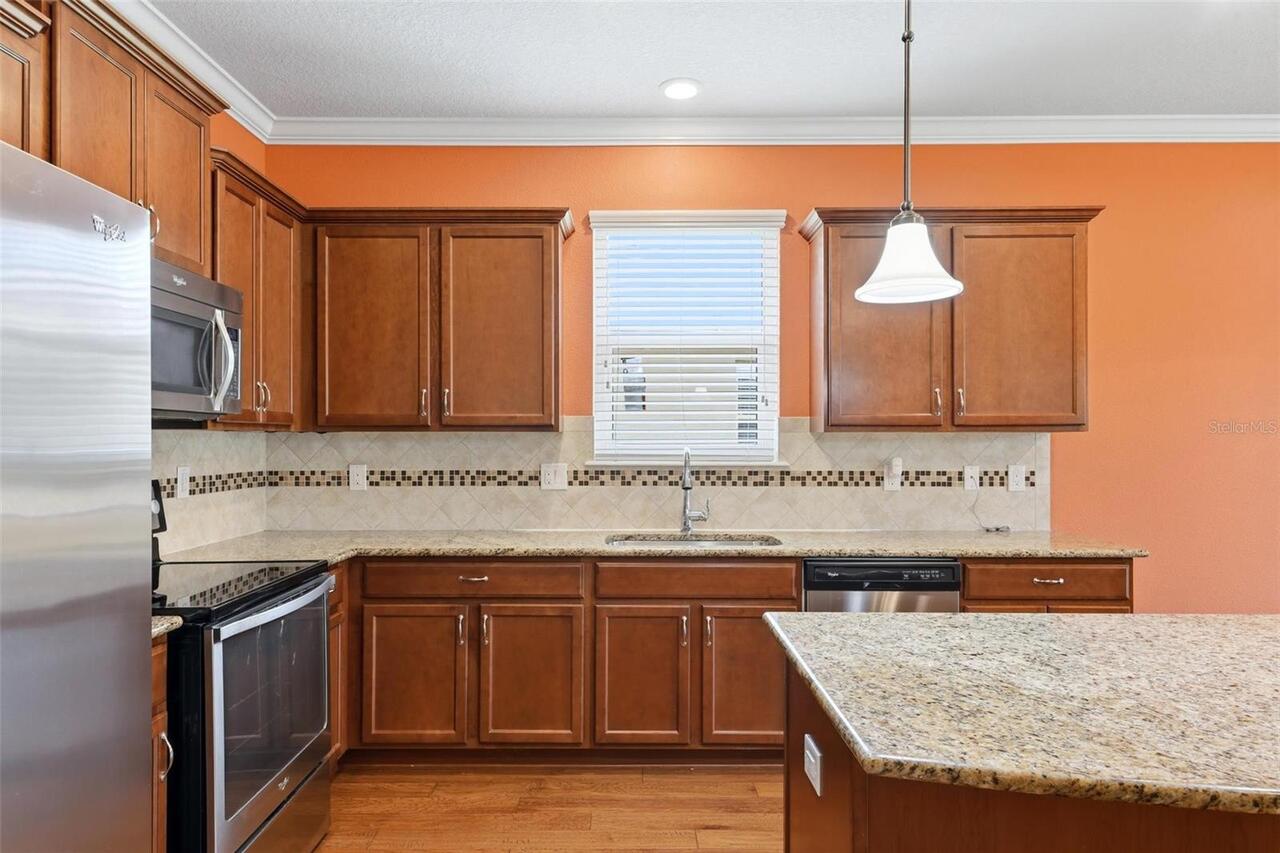 Listing Photo 18