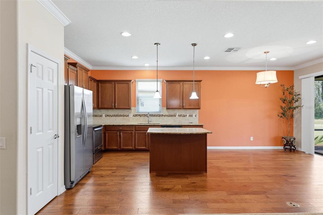 Listing Photo 19