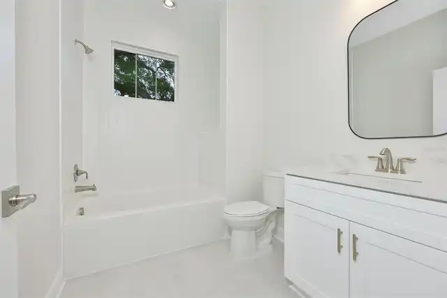 Listing Photo 23