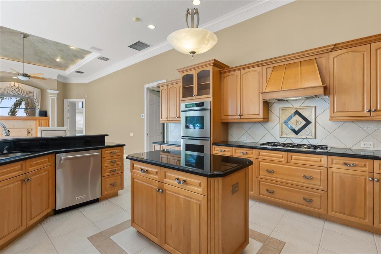 Listing Photo 15