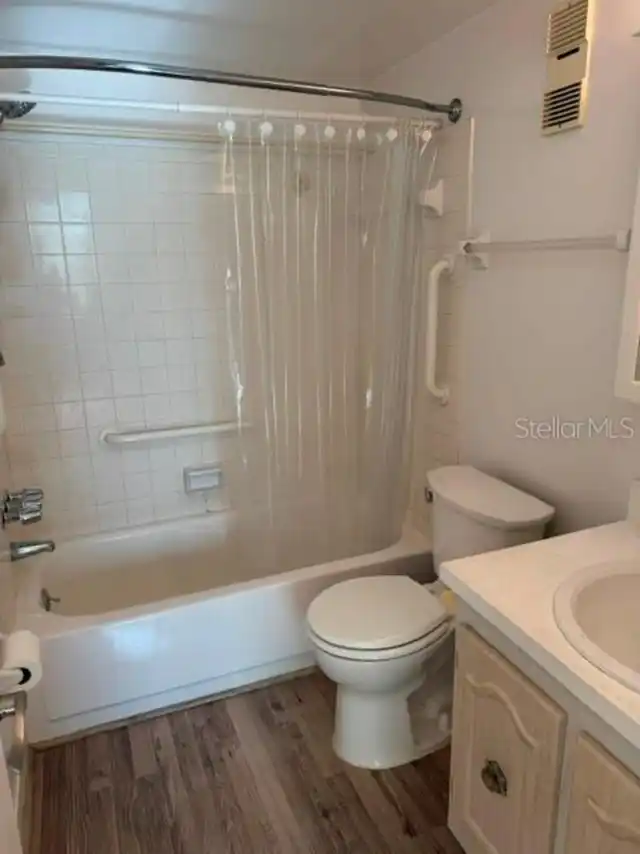 Listing Photo 13
