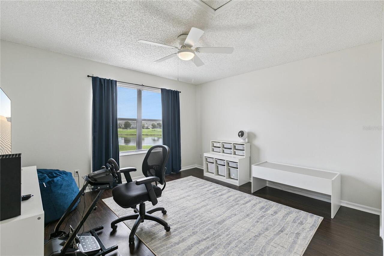 Listing Photo 14