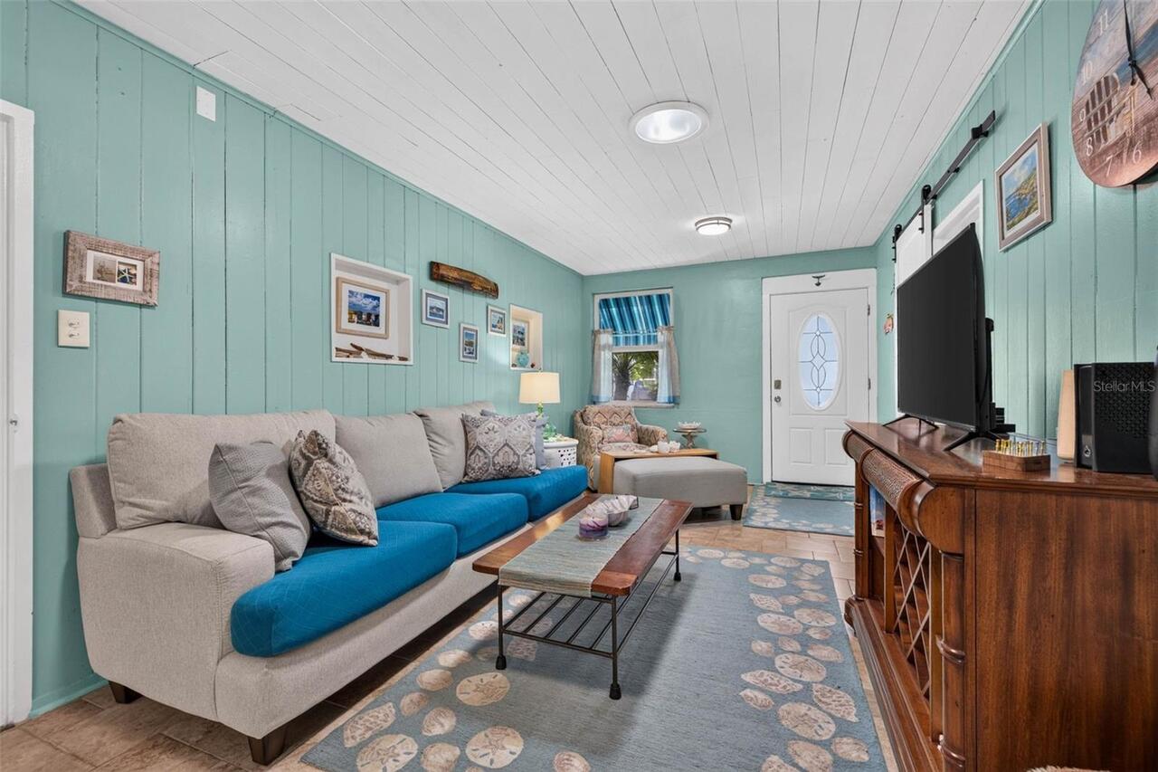 Listing Photo 8