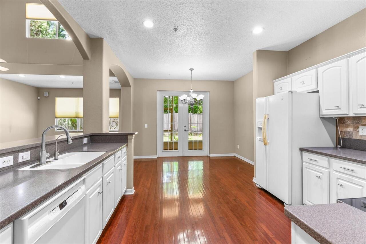 Listing Photo 17