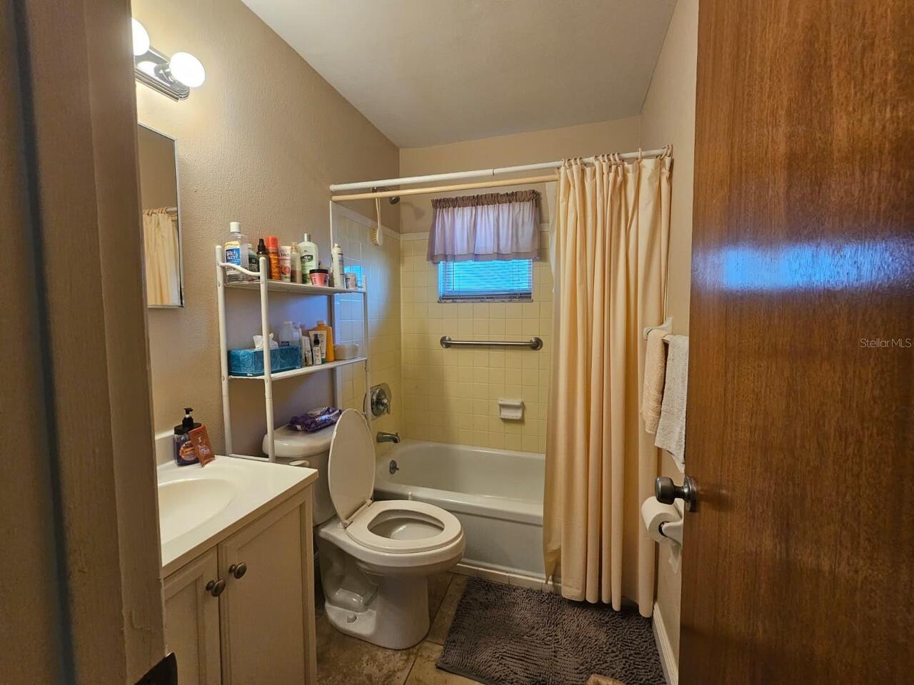 Listing Photo 17
