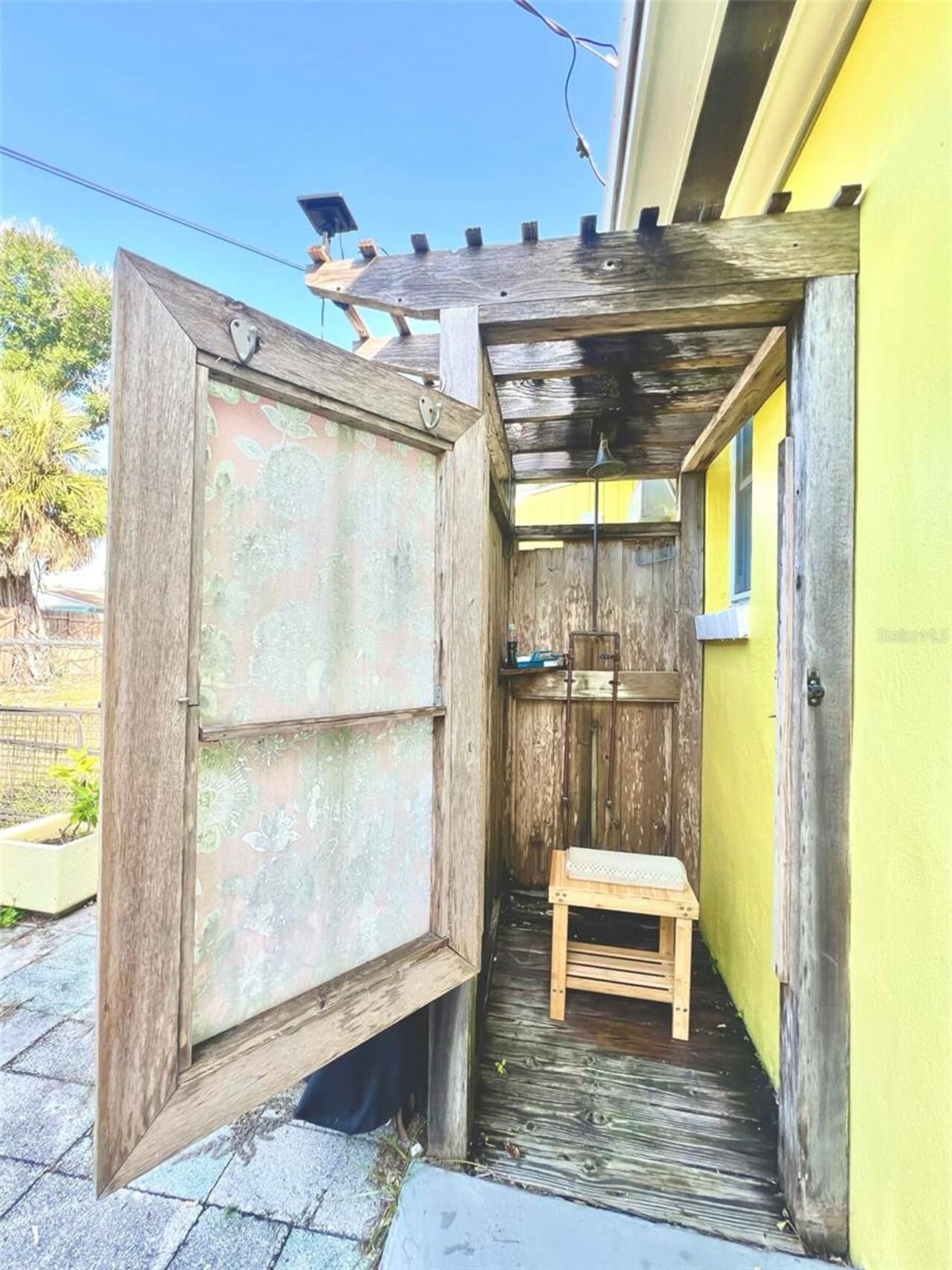 Listing Photo 12