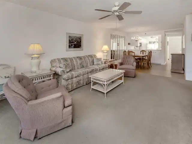 Listing Photo 6