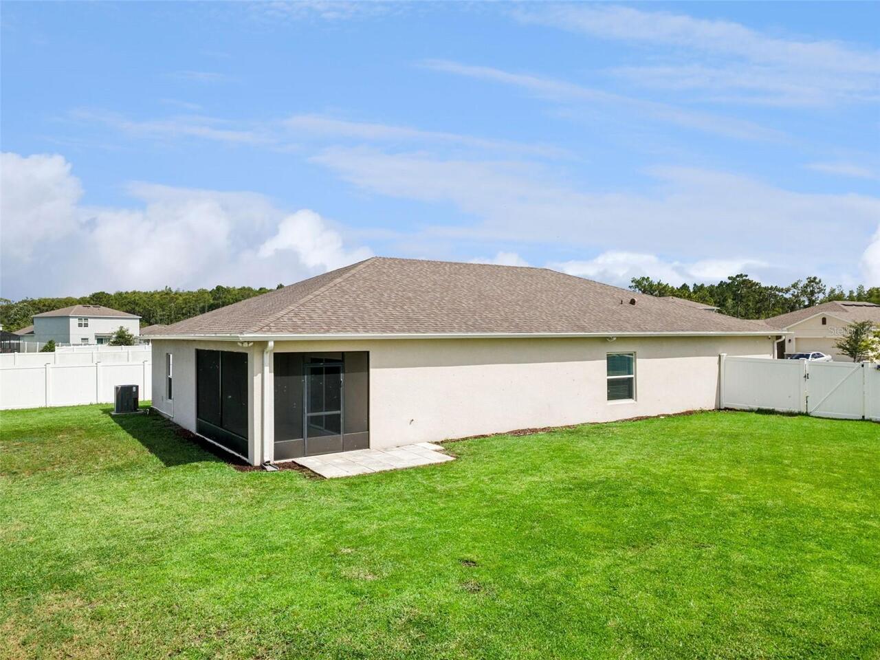 Listing Photo 15