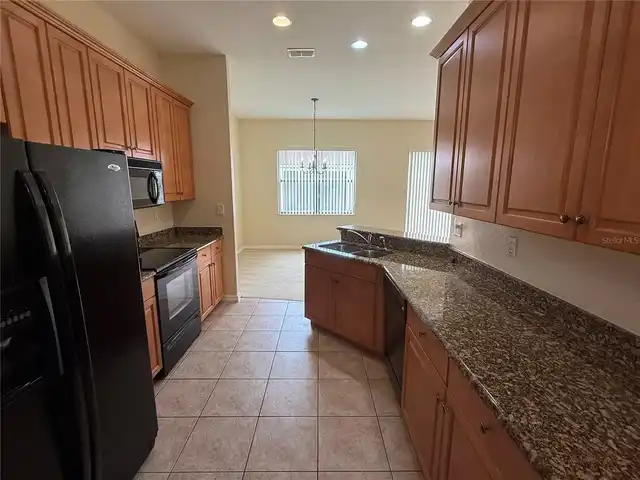 Listing Photo 14