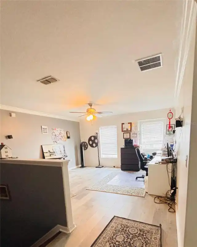 Listing Photo 9