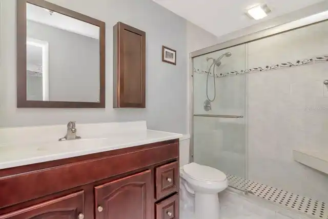 Listing Photo 34