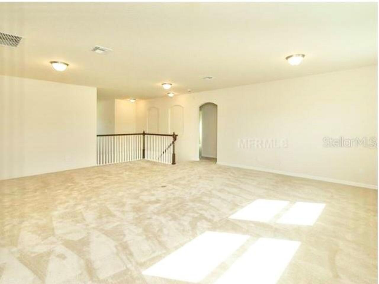 Listing Photo 16