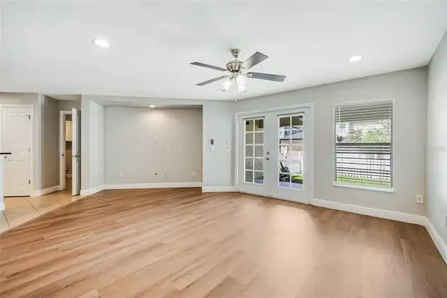 Listing Photo 28