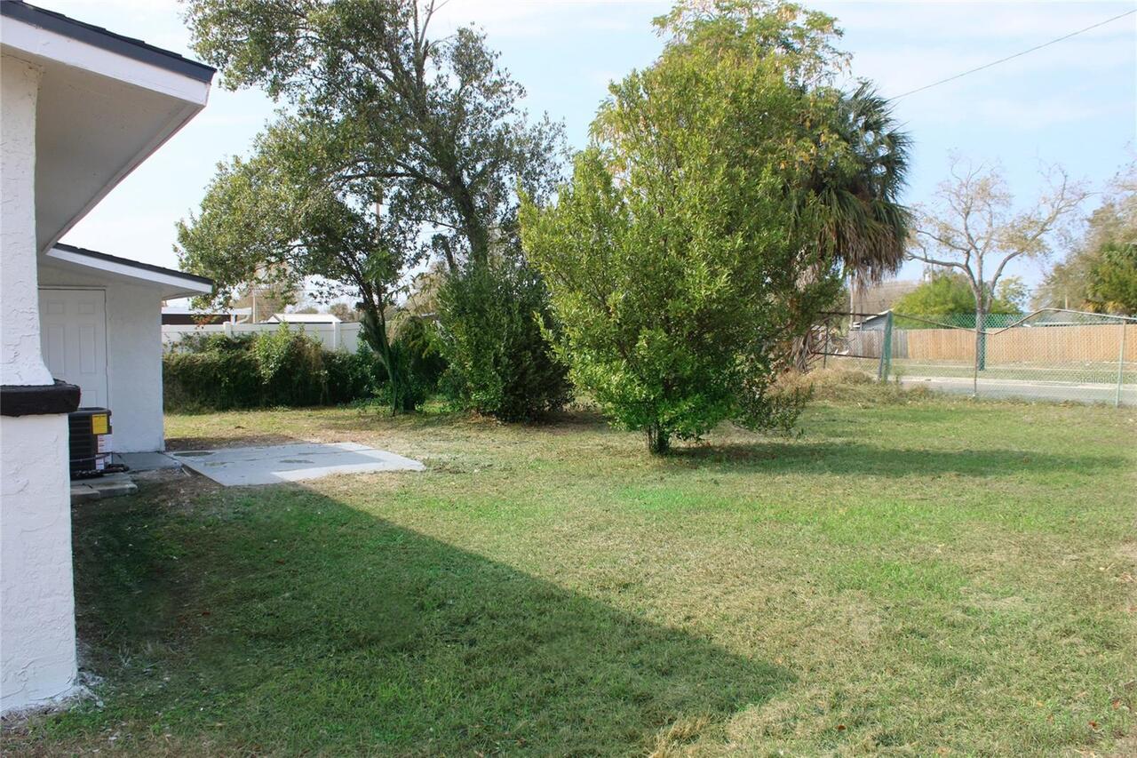 Listing Photo 17
