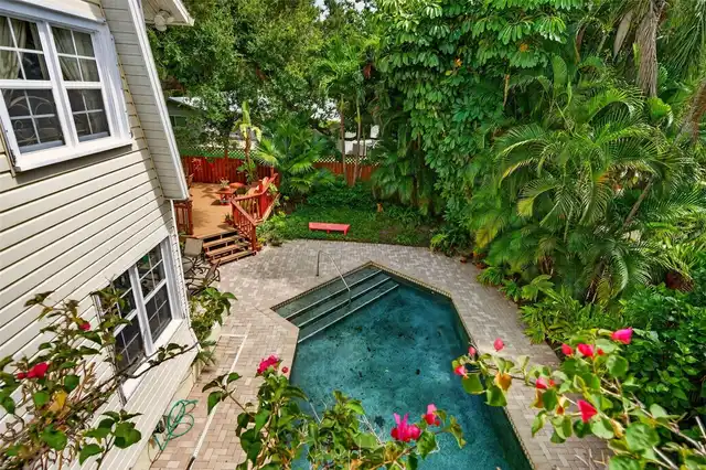Listing Photo 32