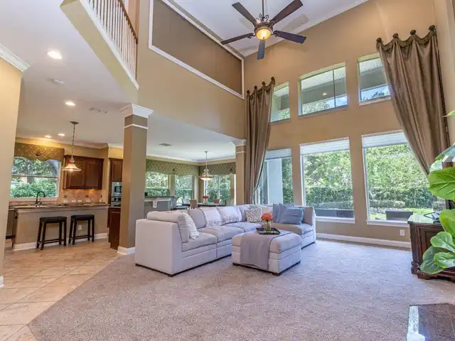 Listing Photo 9