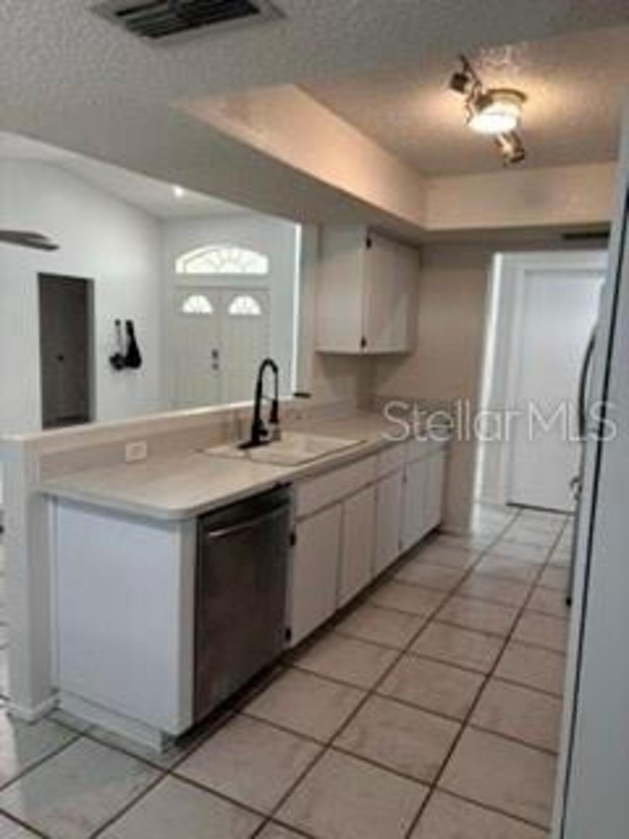 Listing Photo 9