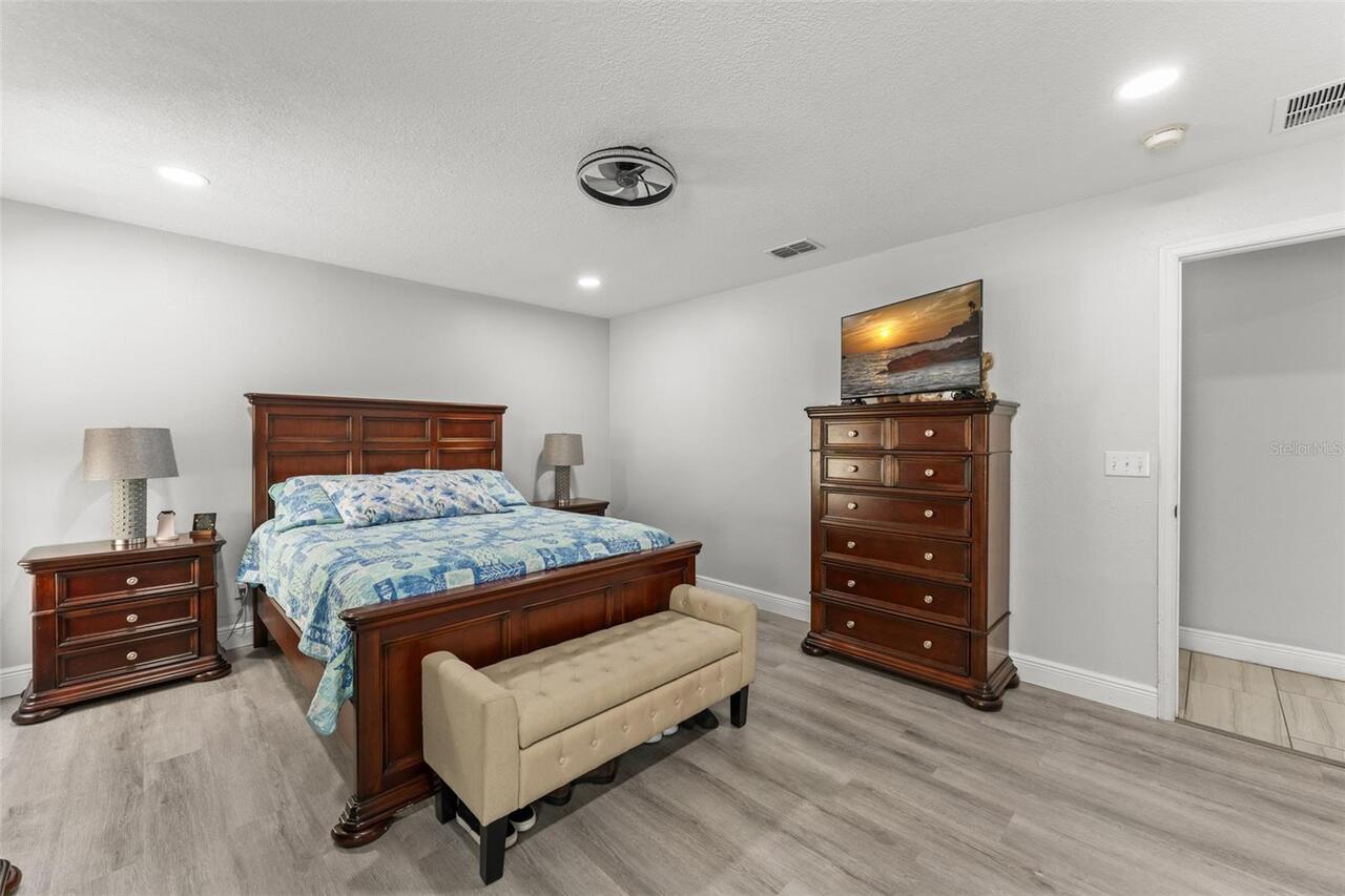 Listing Photo 26
