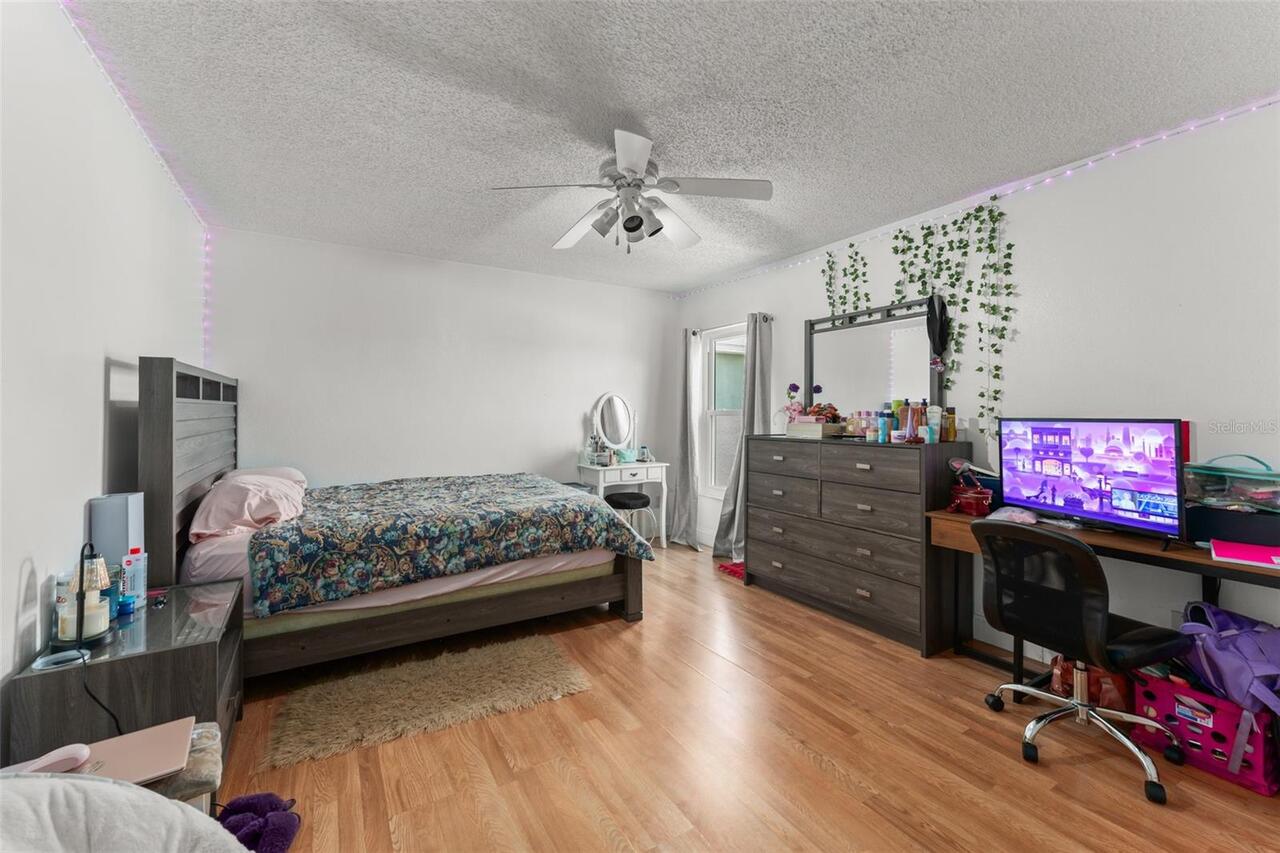 Listing Photo 35