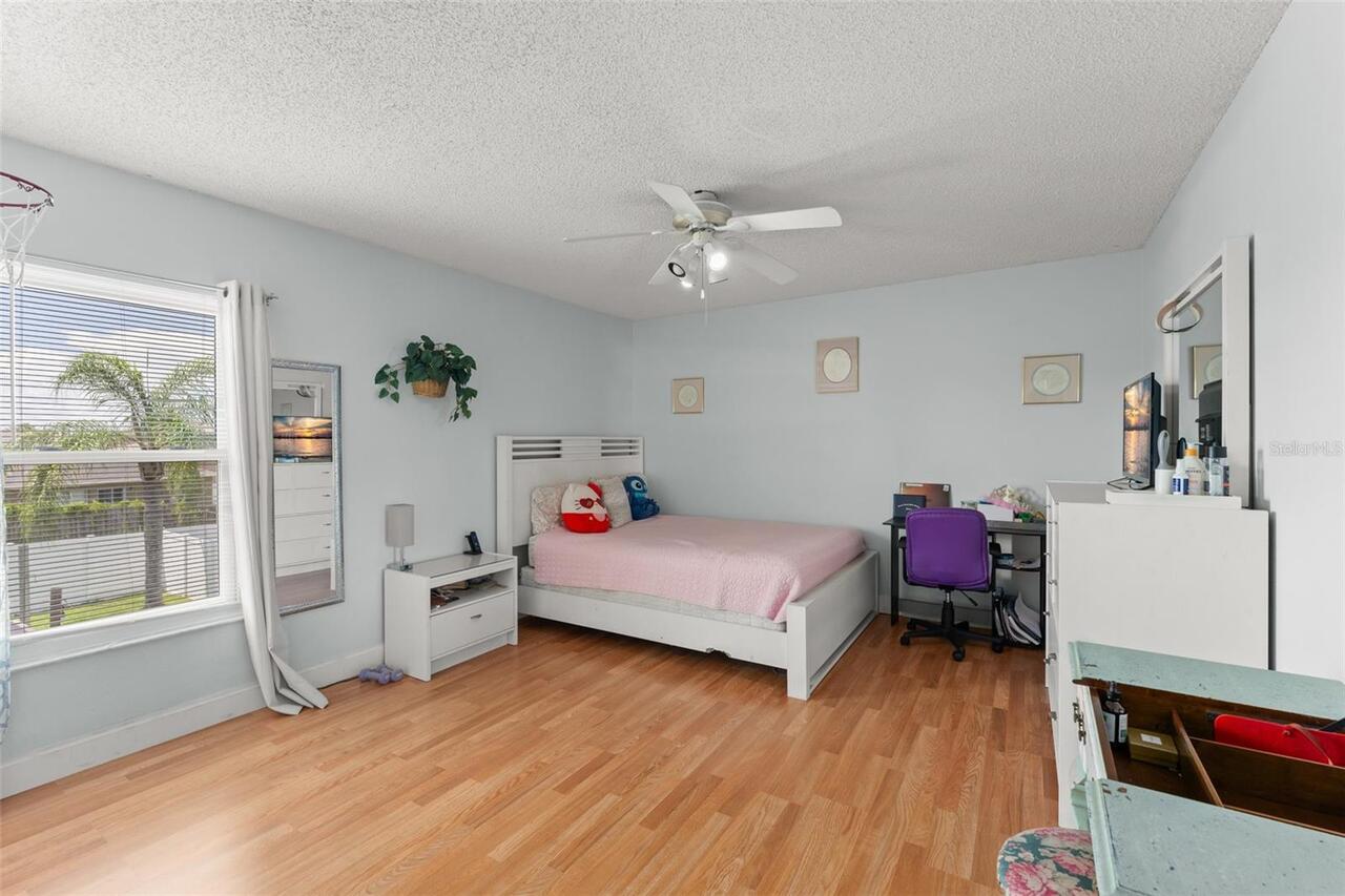 Listing Photo 43