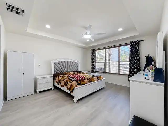 Listing Photo 23