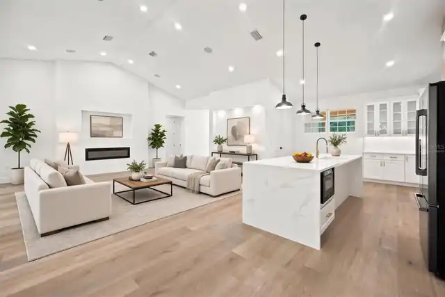 Listing Photo 18