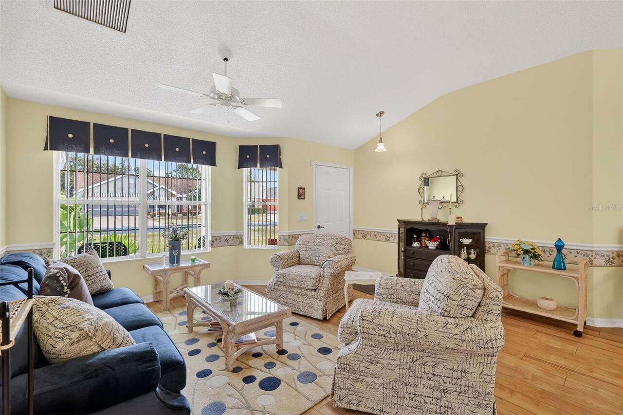 Listing Photo 7