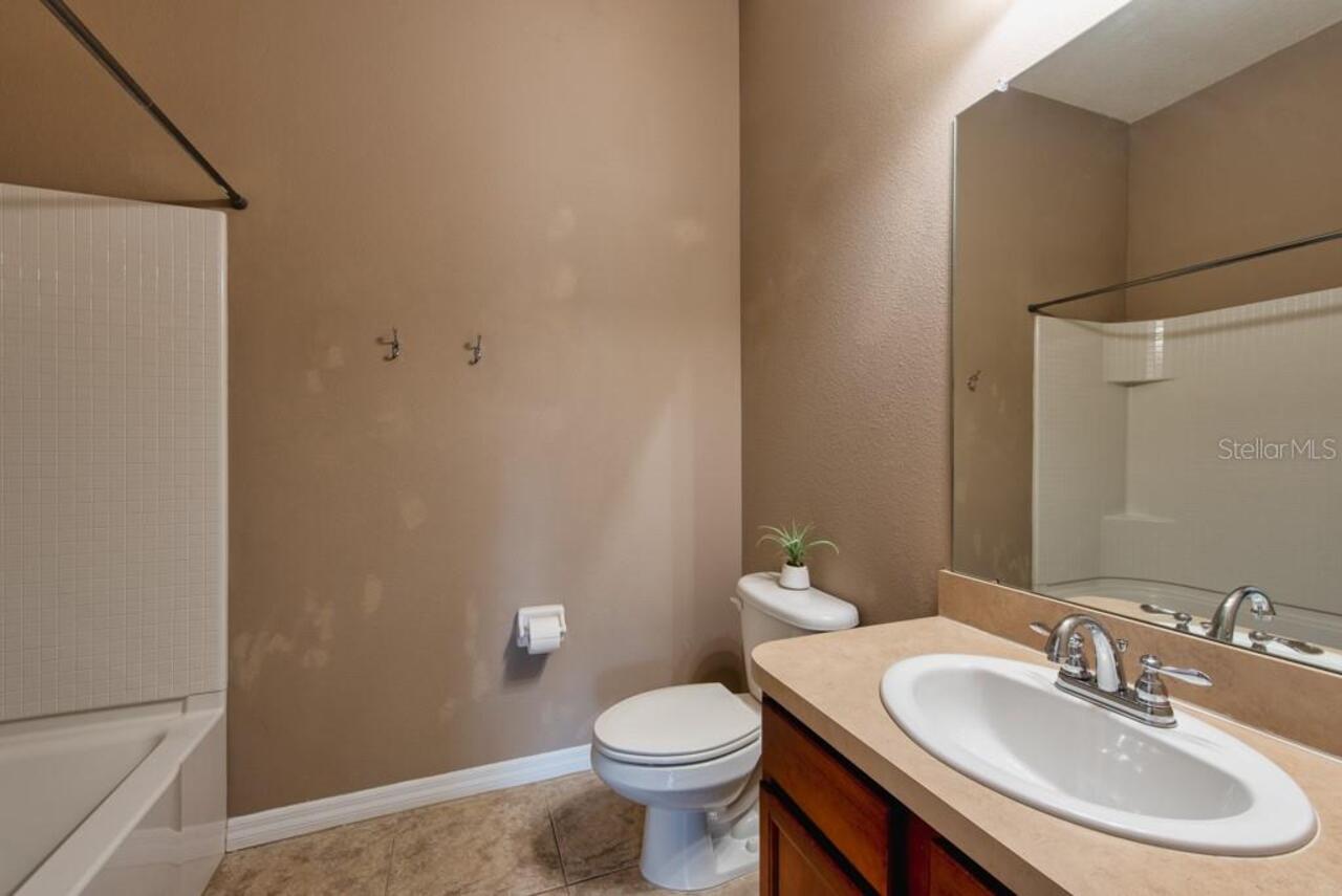 Listing Photo 25