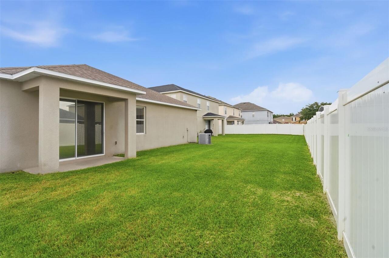 Listing Photo 6