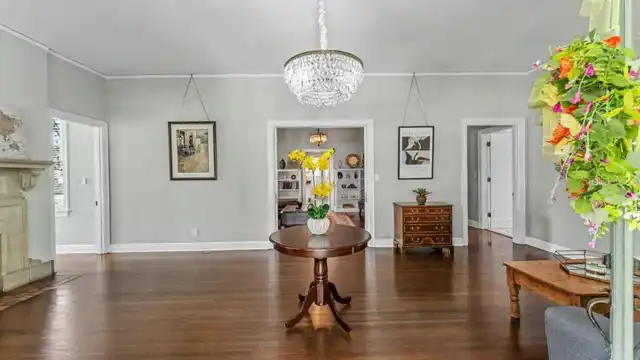 Listing Photo 15