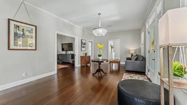 Listing Photo 16