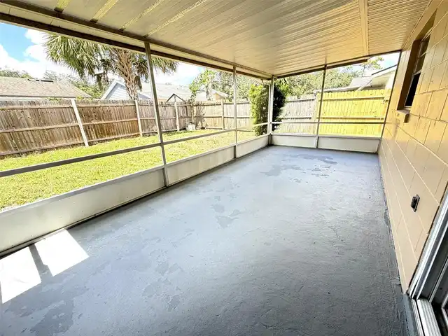 Listing Photo 16