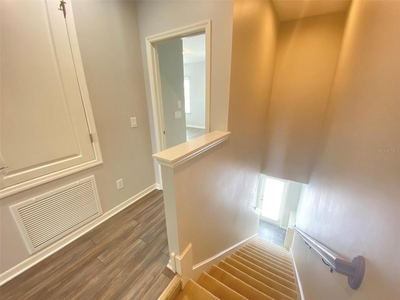 Listing Photo 10