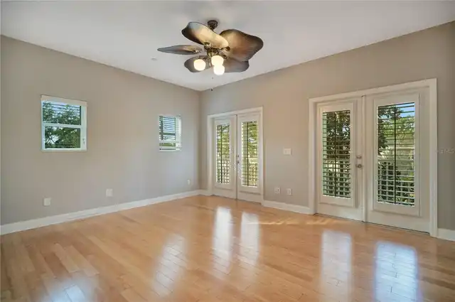 Listing Photo 14