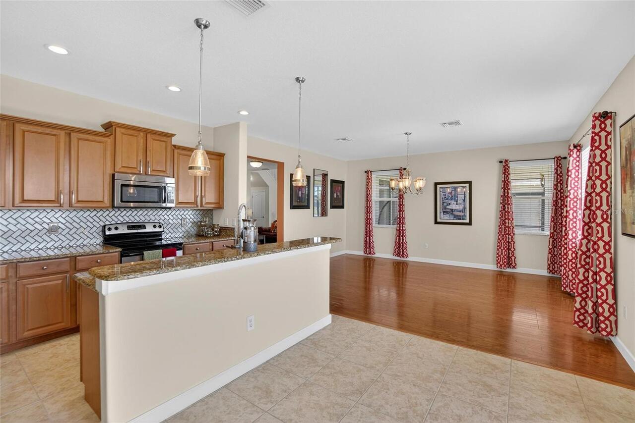 Listing Photo 14