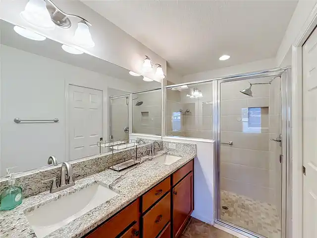 Listing Photo 29