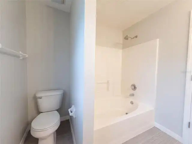 Listing Photo 19