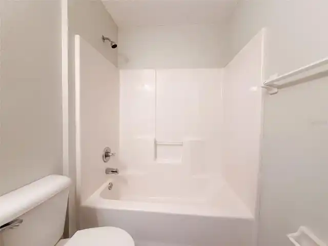Listing Photo 22