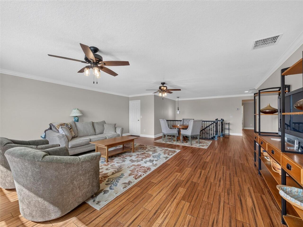 Listing Photo 14