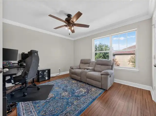 Listing Photo 32