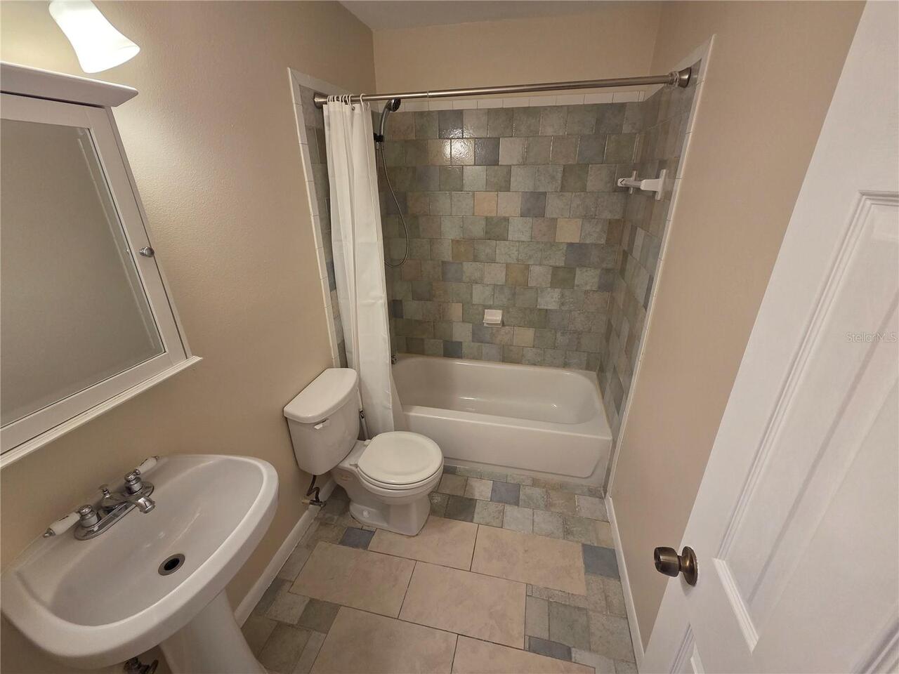 Listing Photo 13