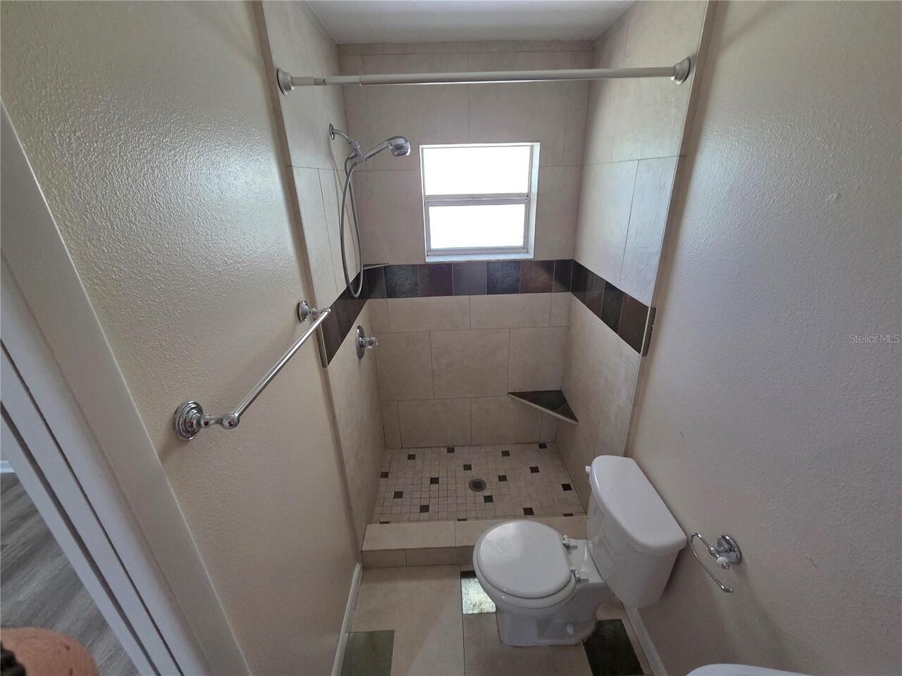 Listing Photo 20