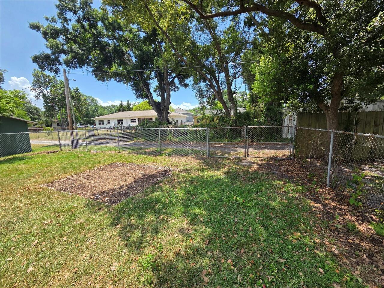 Listing Photo 24